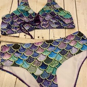 Rosegal Purple and White Bikini Top